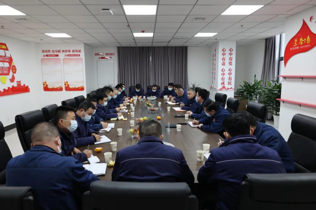 公司召開煉鐵學(xué)會專業(yè)技術(shù)人員座談會 公司召開煉鐵學(xué)會專業(yè)技術(shù)人員座談會
