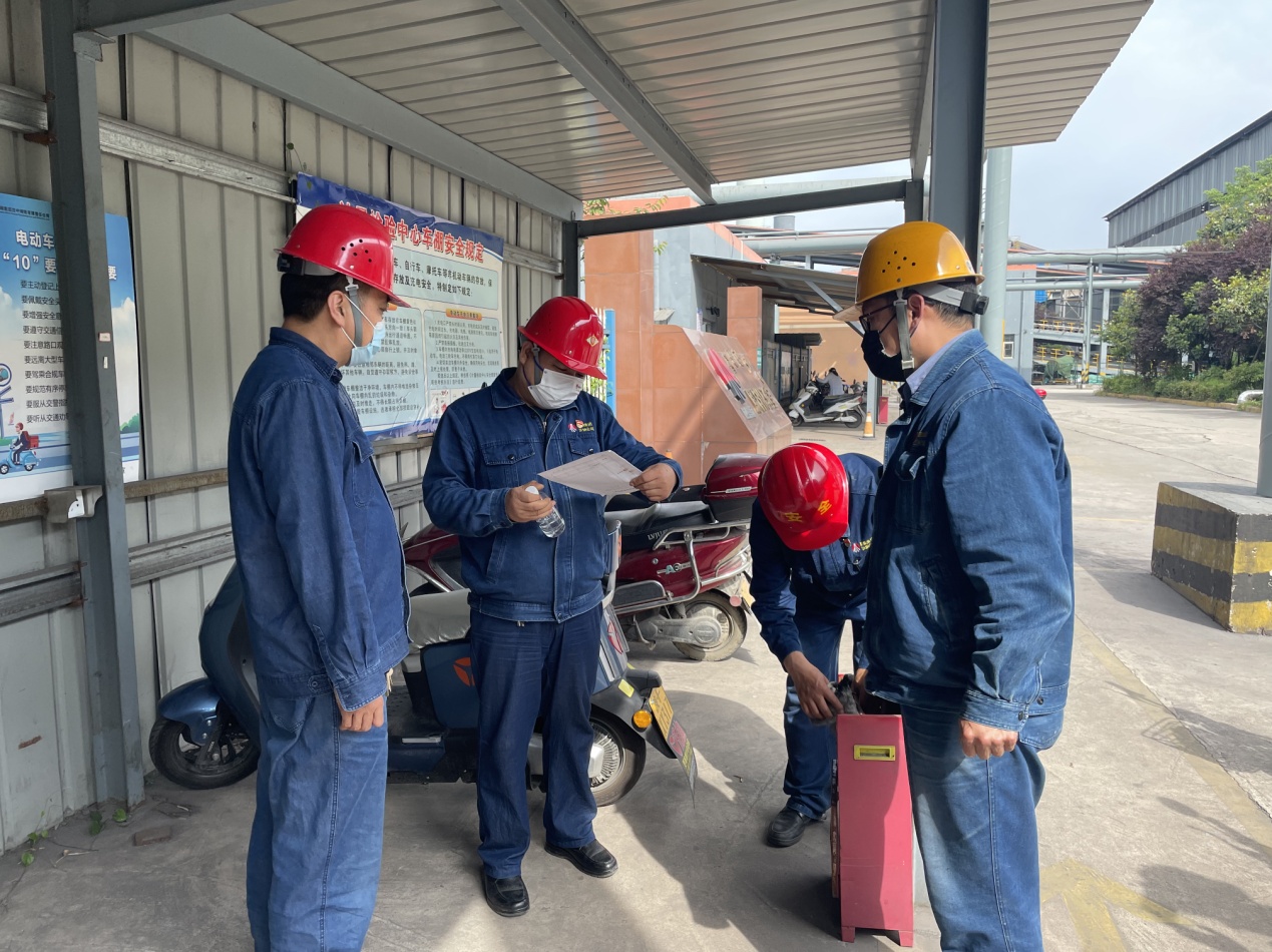 ���á���һ؟���ˡ�������ȫ���a����