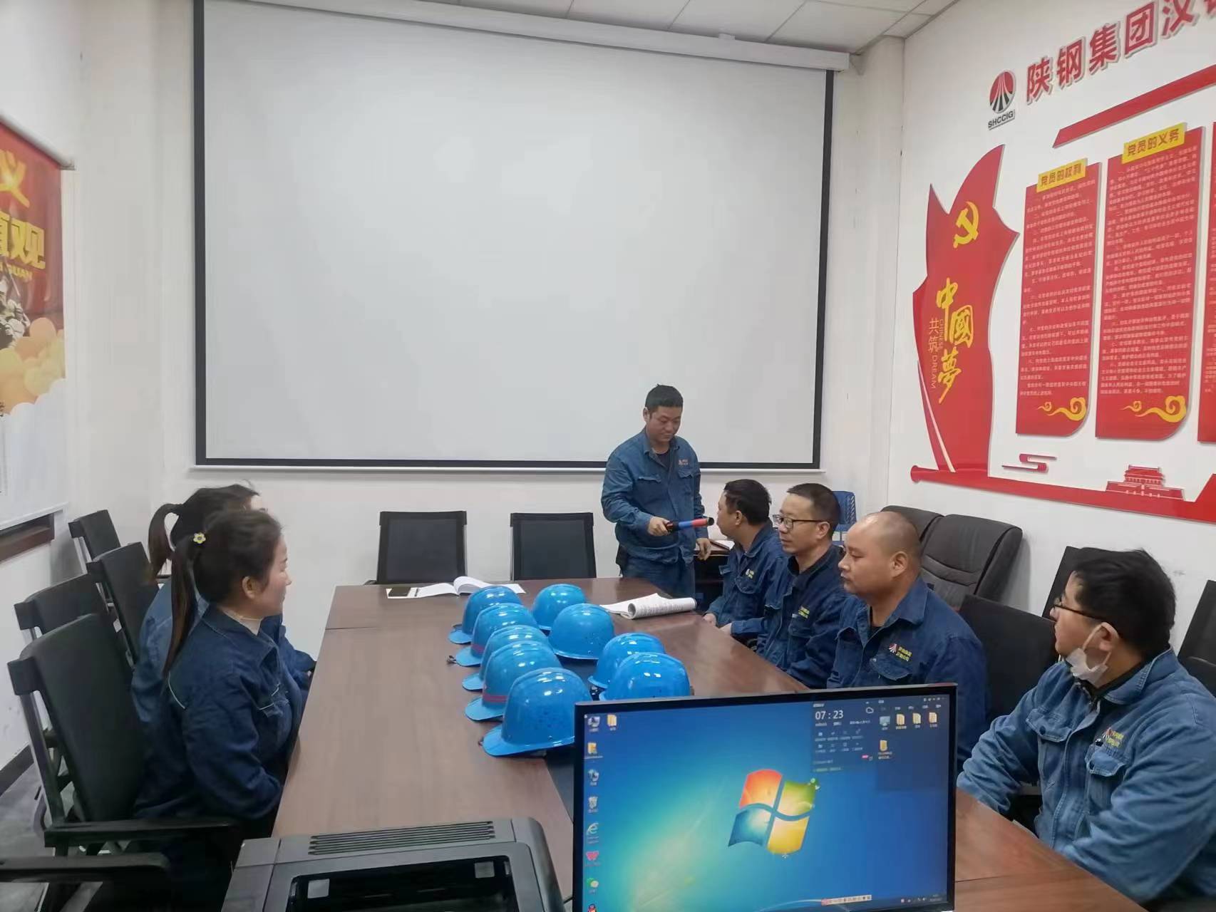 確保雙節安全生產 煉鋼在行動 確保雙節安全生產 煉鋼在行動