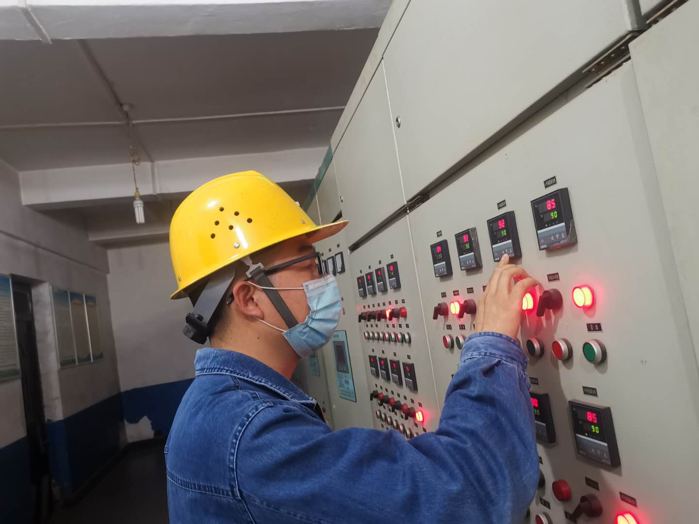 找準(zhǔn)“小切口” 做實(shí)安全管理“大文章”